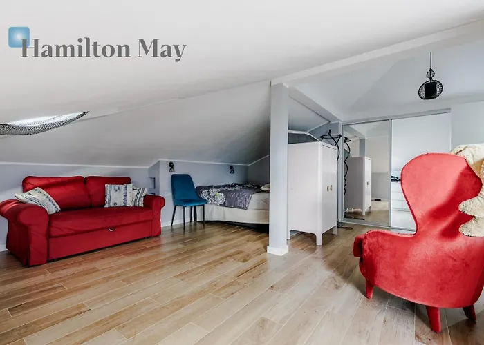 Dom wakacyjny The Family House Wawer *